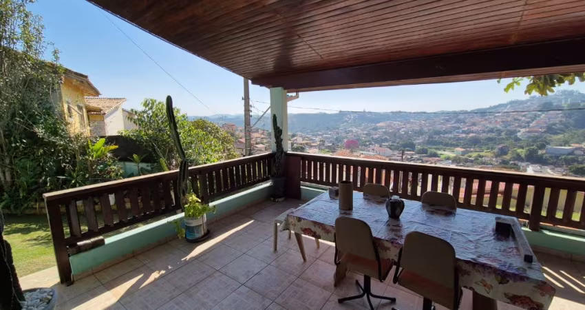CASA A VENDA PRÓXIMO CENTRO SANTA BRANCA