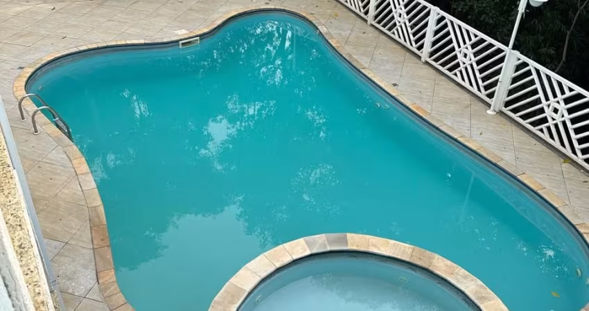 INCRÍVEL RESIDENCIA  460 metros  ÁREA UTIL