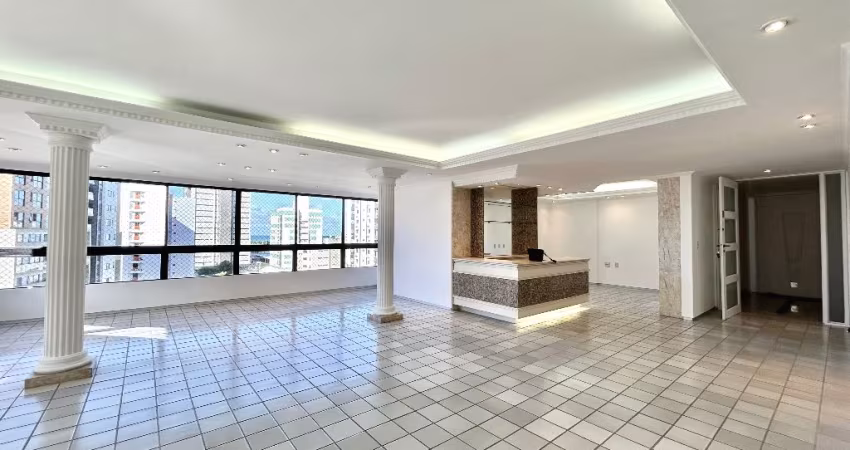 Lindo e amplo apartamento à venda em Manaíra, João Pessoa/PB