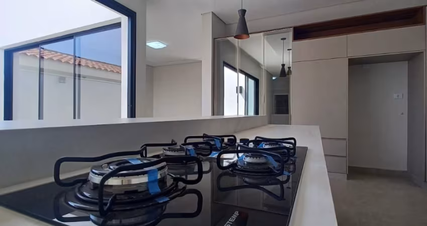 Linda casa no Condomínio Granja Olga