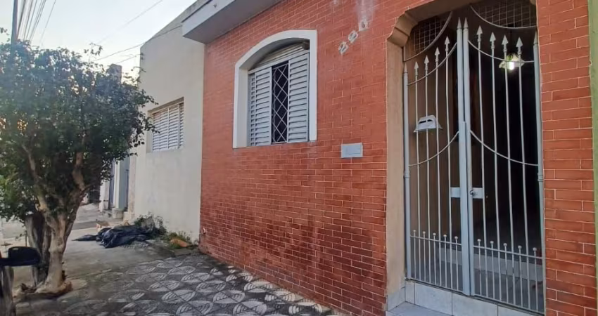 Casa Térrea com 3 Dormitórios