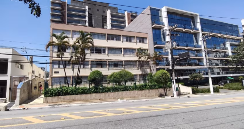 Apartamento Alto Lapa ótima localização
