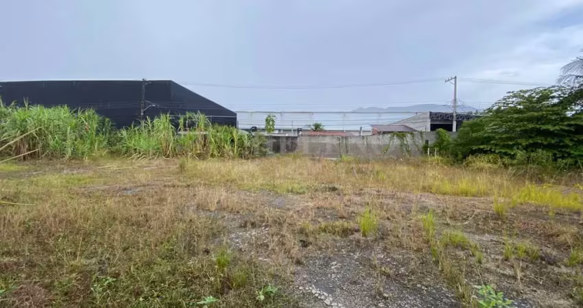 Terreno à venda no Perequê Mirim, Caraguatatuba 