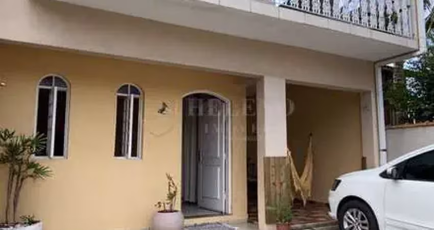 Casa sobrado em são francisco da praia, são sebastião/sp