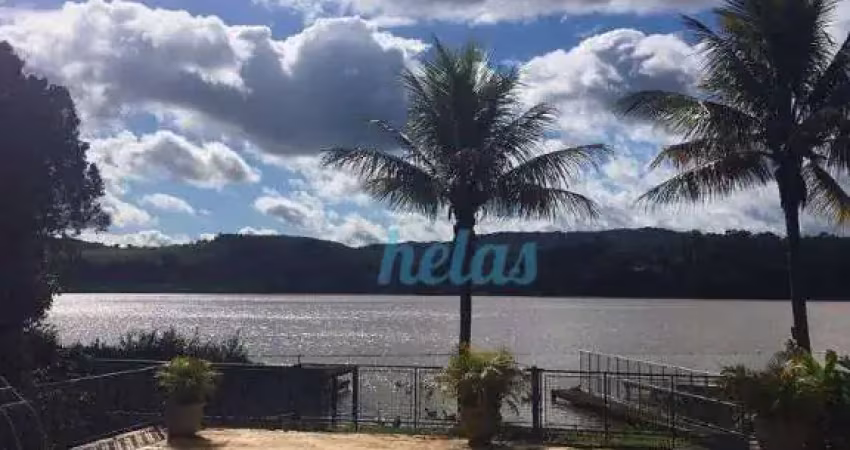 Casa à venda de 550 m², 04 suítes, piscina, churrasqueira e lareira por r$ 900.000,00 na cidade de atibaia!
