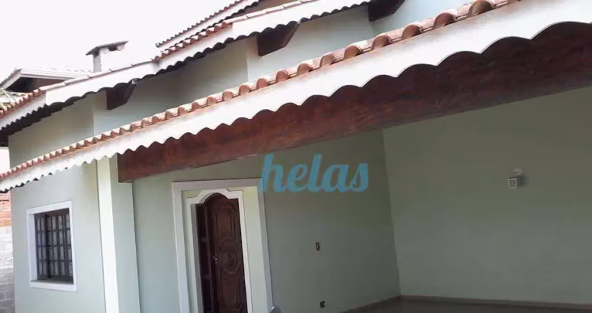 Casa à venda de 340 m², 04 suítes, sendo 01 master, lareira por r$ 850.000,00 na cidade de piracaia!