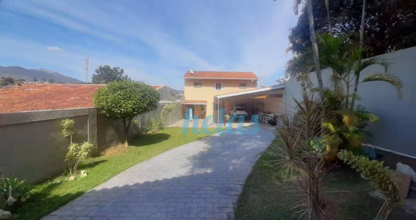Casa com 4 dormitórios, 256 m² - venda por R$ 1.100.000,00 ou aluguel por R$ 7.146,00/mês - Jardim do Lago - Atibaia/SP