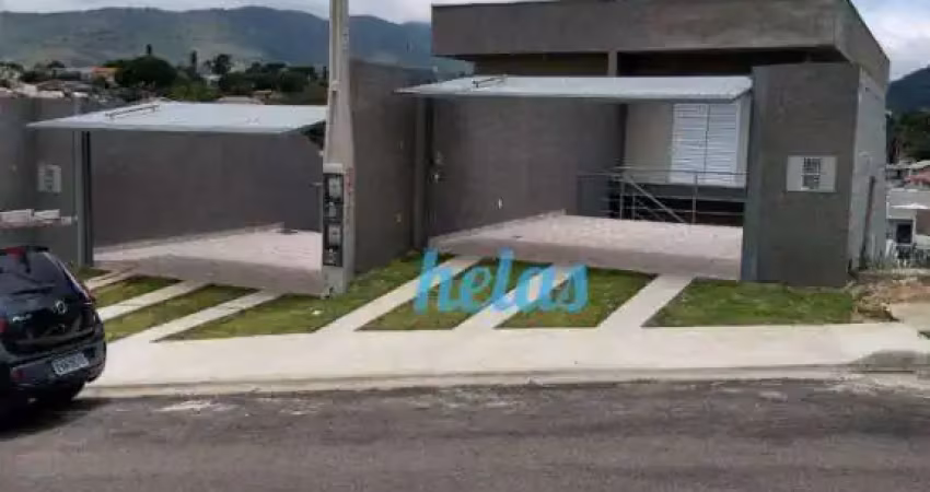 CASA COM 3 DORMITÓRIOS e 3 SUÍTES COM 220 m² POR R$ 850.000,00 NO BAIRRO JARDIM DO LAGO -SP.