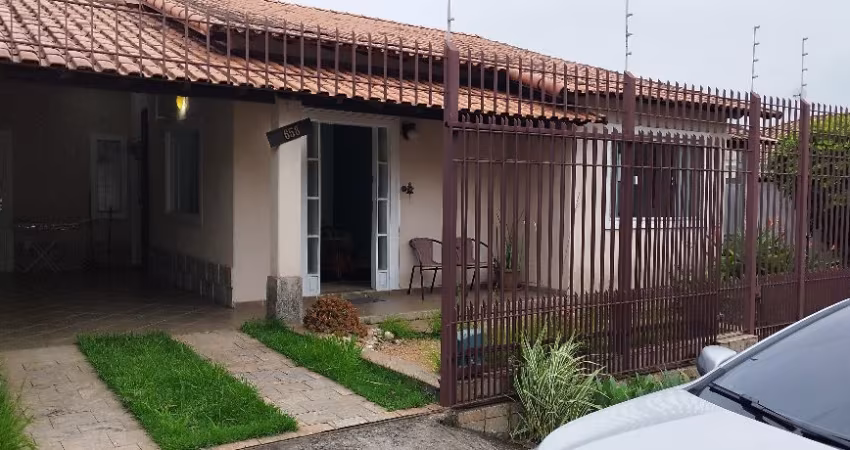 CASA AMPLA EM ÁREA NOBRE DE VOLTA REDONDA
