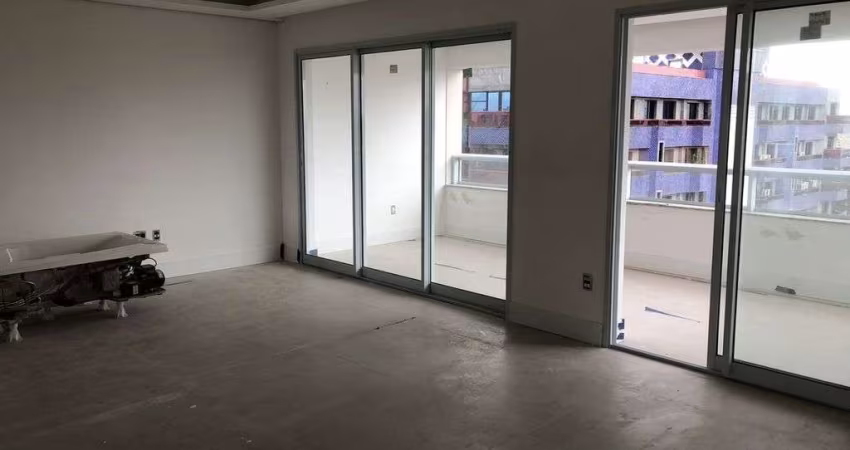 Apartamento a venda no Bairro Jardim em Santo André, com 190m².