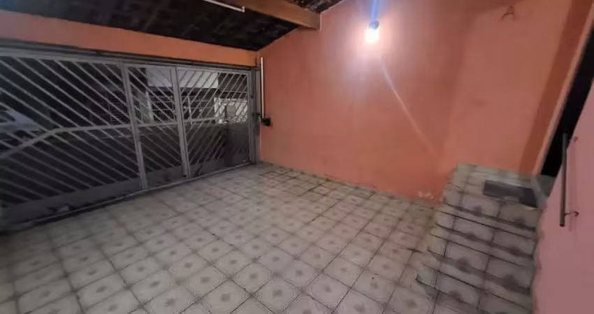 Casa térrea a venda no Parque Gerrasi em Santo André, com 125m².