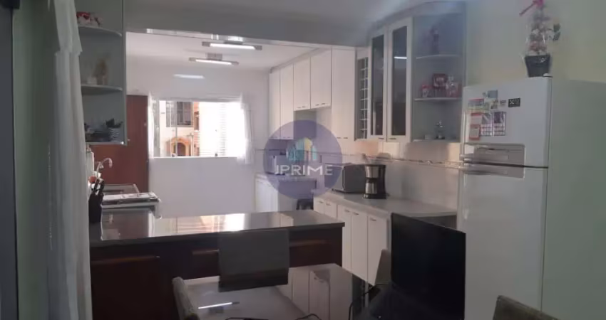Sobrado a venda no Jardim Marek em Santo André, com 203m².