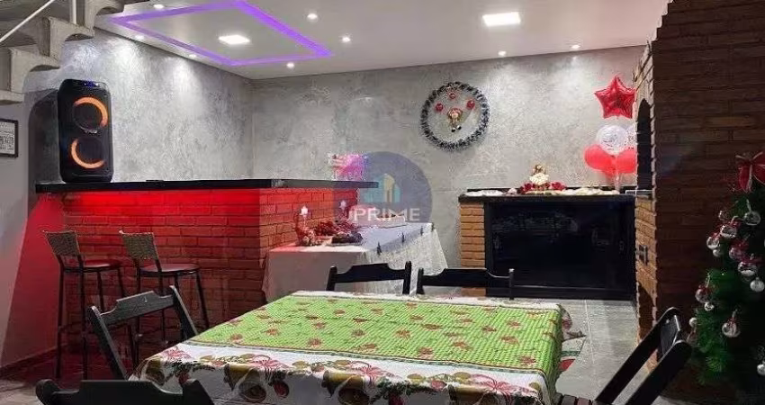 Sobrado a venda no Jardim Teles de Menezes em Santo André, com 188m².