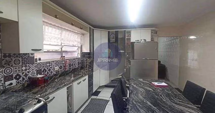 Sobrado a venda na Cidade São Jorge em Santo André, com 213m².