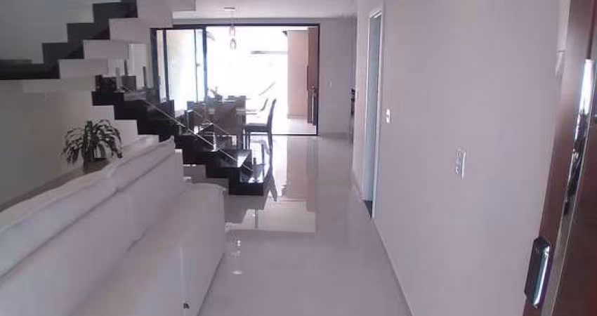 SOBRADO COM 4 SUÍTES E PISCINA NO  IBITI ROYAL PARK – SOROCABA