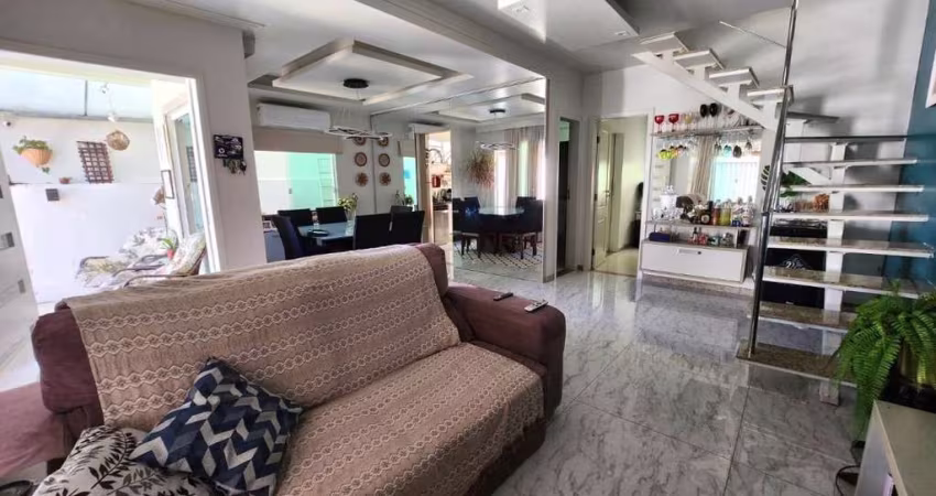 CASA PROXIMO A VILAS DO ATLANTICO OPORTUNIDADE