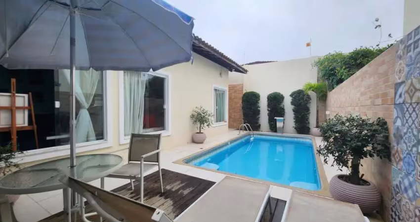 Casa em condomínio fechado com 3 quartos à venda na Avenida Praia de Itapoan, 451, Vilas do Atlantico, Lauro de Freitas