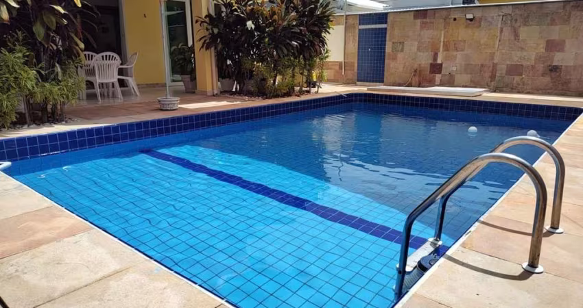 VILAS DO ATLANTICO- PROXIMO À PRAIA