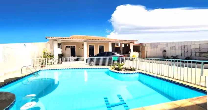 Casa com 5 quartos à venda na Avenida Praia de Itapoan, 659, Vilas do Atlantico, Lauro de Freitas