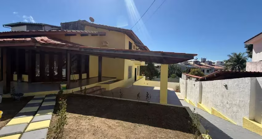 Casa com 3 quartos à venda na Avenida Praia de Itapoan, 34, Vilas do Atlantico, Lauro de Freitas