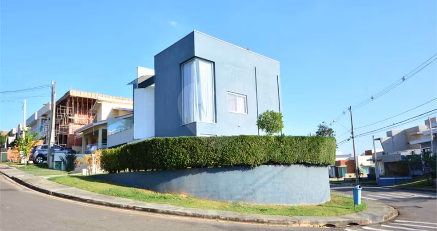 Condomínio com 3 quartos à venda em Jardim Morumbi - SP