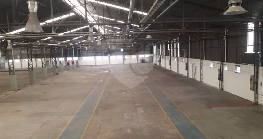 Galpão à venda ou para locação em Distrito Industrial Domingos Giomi - SP