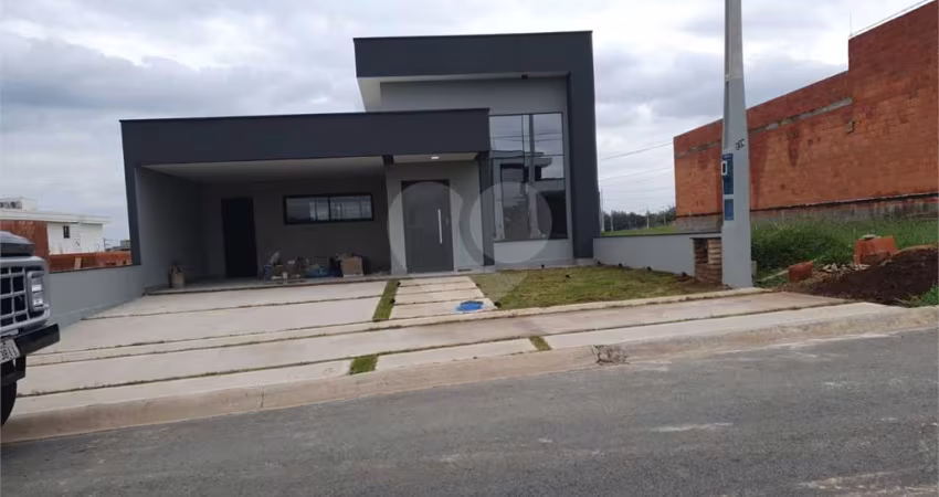 Condomínio com 3 quartos à venda em Residencial Evidências - SP