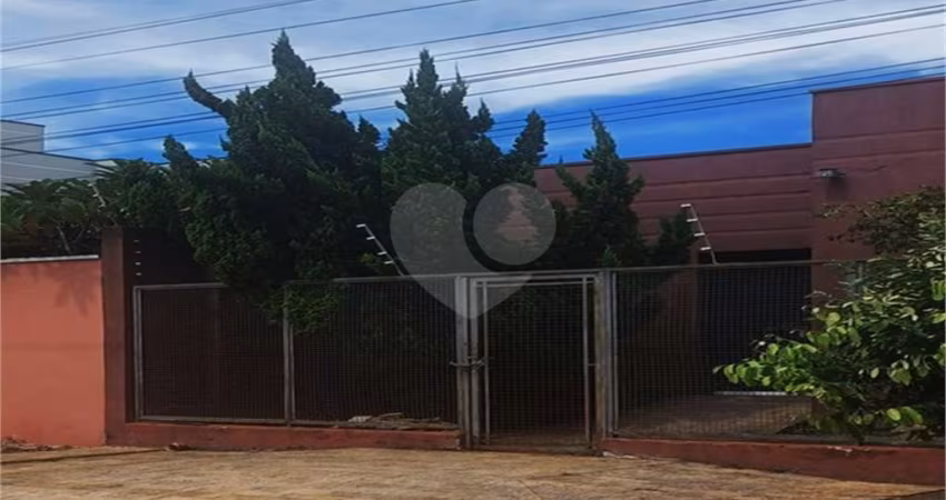 Casa térrea com 3 quartos à venda em Jardim Europa - SP