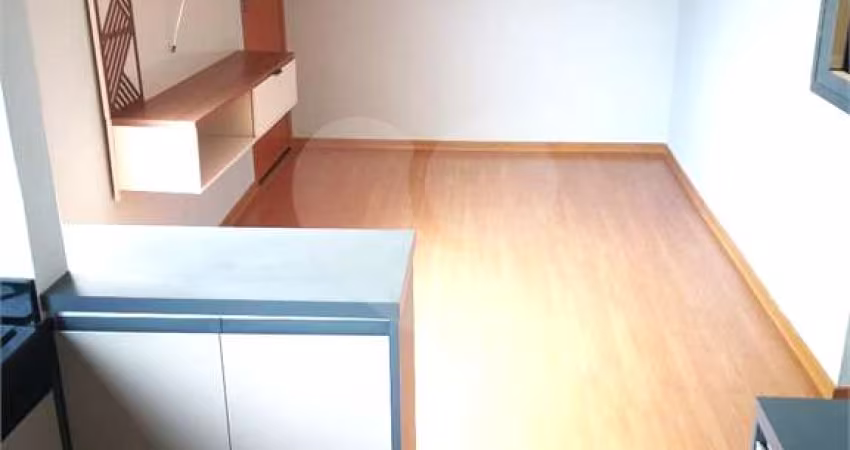 Apartamento com 2 quartos à venda ou para locação em Parque Campo Bonito - SP