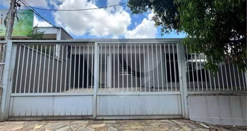 Casa térrea com 3 quartos à venda em Jardim Do Sol - SP