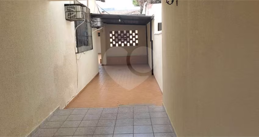 Casa térrea com 1 quartos para locação em Centro - SP