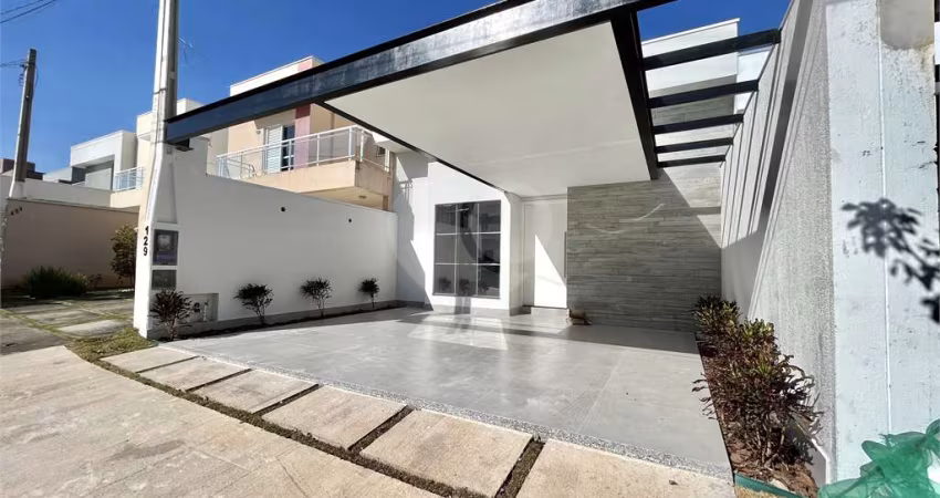 Condomínio com 3 quartos à venda em Parque Residencial Indaiá - SP