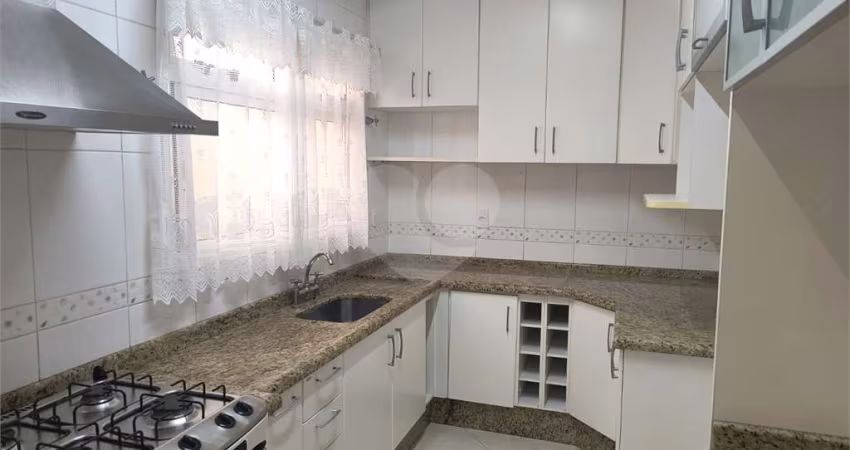 Casa com 3 quartos para locação em Jardim Bom Princípio - SP