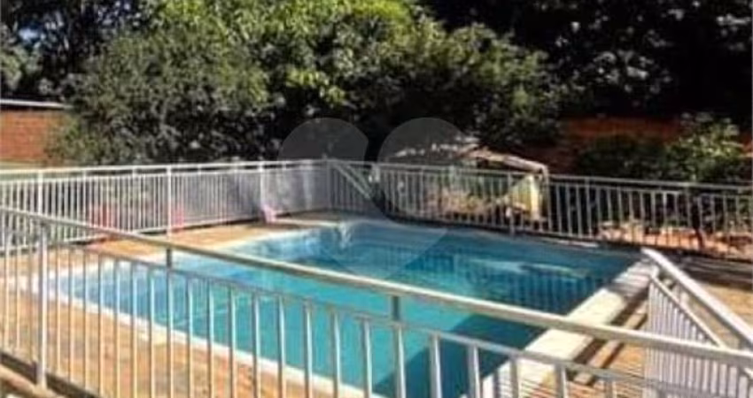 Chácara com 3 quartos à venda em Vale Do Sol - SP