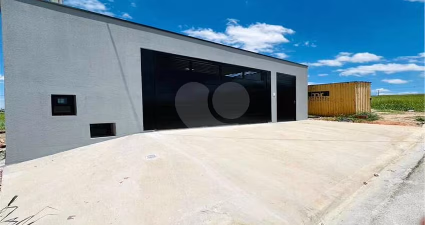 Casa térrea com 2 quartos à venda em Jardim Das Araras - SP