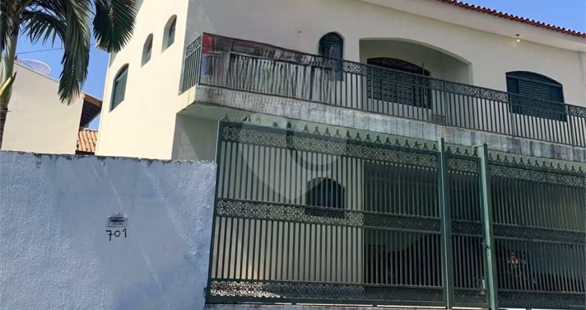 Sobrado com 3 quartos à venda em Jardim Regina - SP