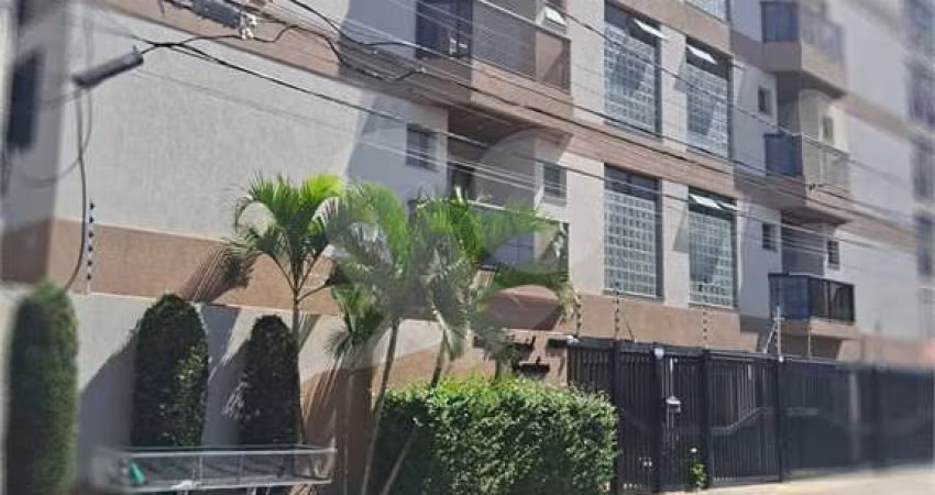 Apartamento com 3 quartos para locação em Centro - SP
