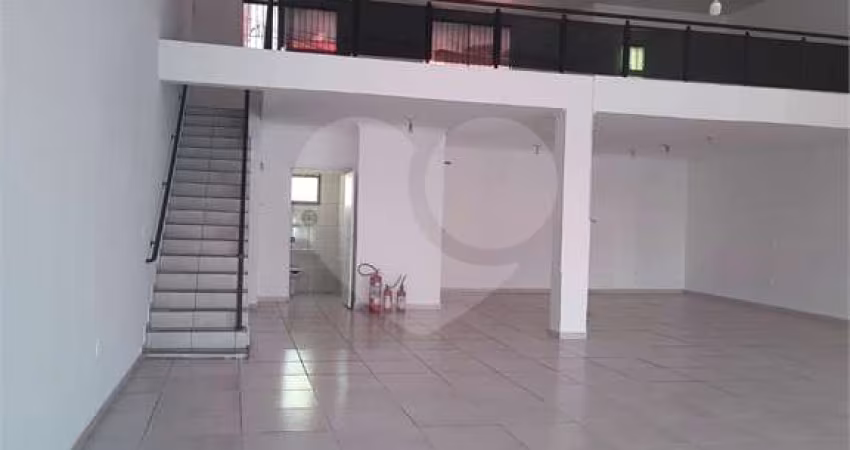 Salão Comercial à venda ou para locação em Jardim Santa Cruz - SP