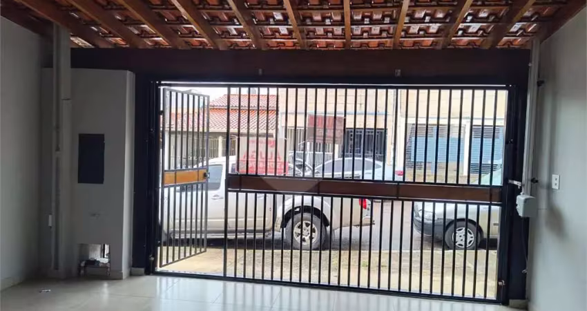 Casa com 2 quartos para locação em Jardim São Francisco - SP
