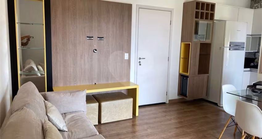 Apartamento com 3 quartos para locação em Jardim Sevilha - SP