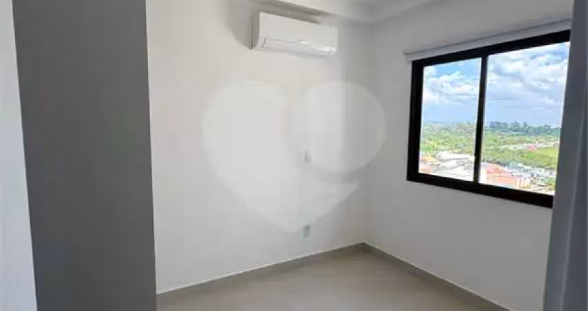 Apartamento com 2 quartos à venda ou para locação em Jardim Santiago - SP