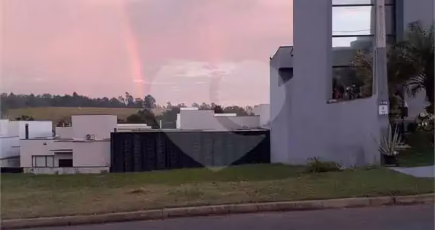 Terreno em condomínio fechado à venda na Rua Betty Hass de Campos, Colinas de Indaiatuba, Indaiatuba