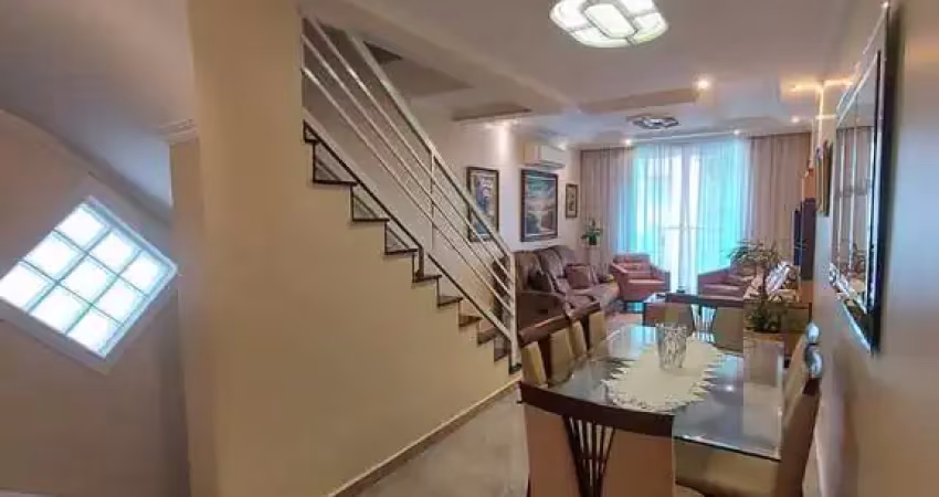 Casa com 4 quartos à venda na Rua Liberdade, Embaré, Santos