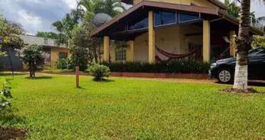 Casa com 3 quartos à venda na Rua das Bromélias, O Estribo, Avaré