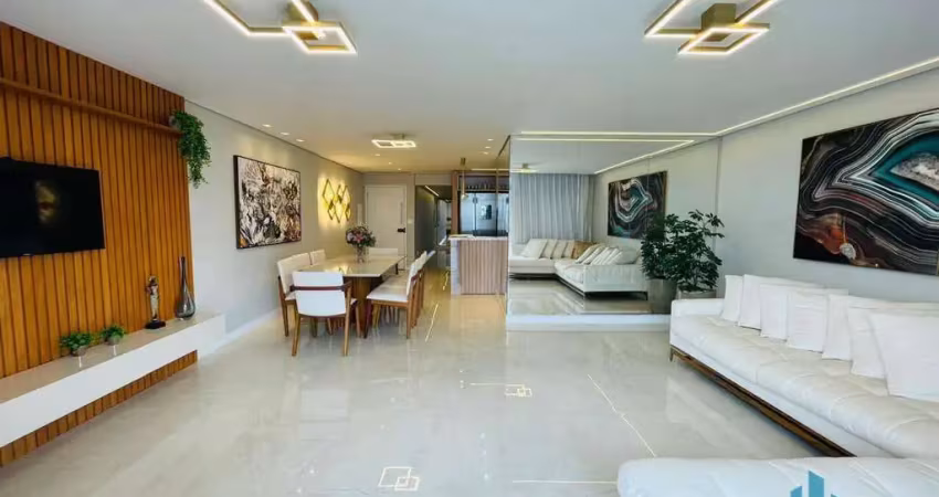 Maravilhoso apartamento alto padrão mobiliado frontal para mar