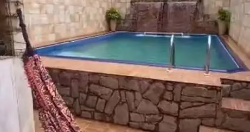 Casa com 2 quartos à venda na Avenida Dante Bellomaria, Jardim Samambaia, Praia Grande