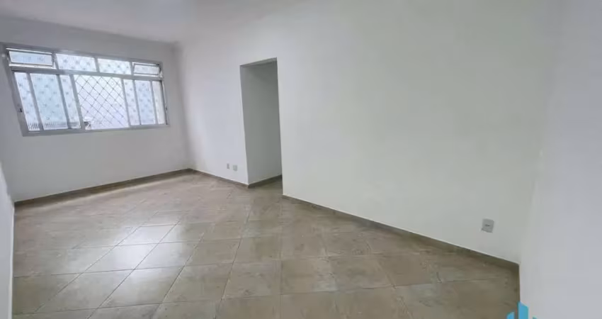 Excelente apartamento totalmente modernizado para locação no 1º andar