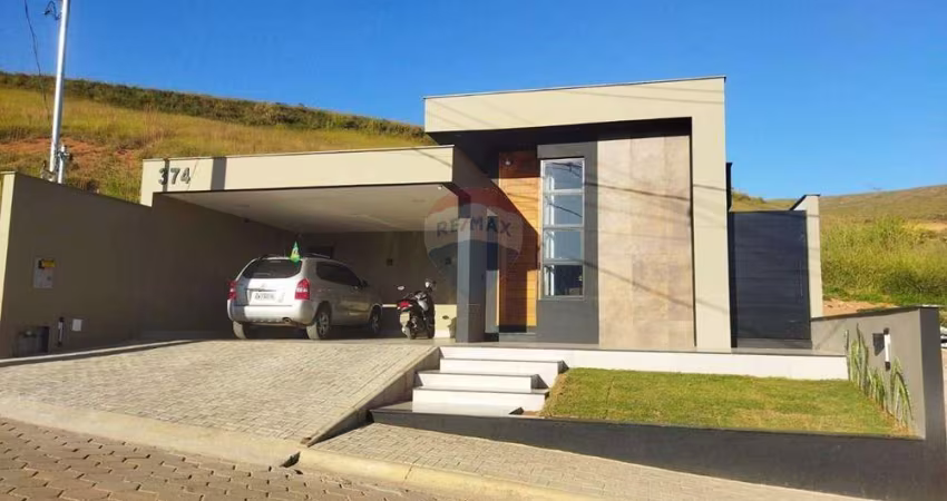 Casa Moderna: 3 Quartos, Piscina e Energia Solar