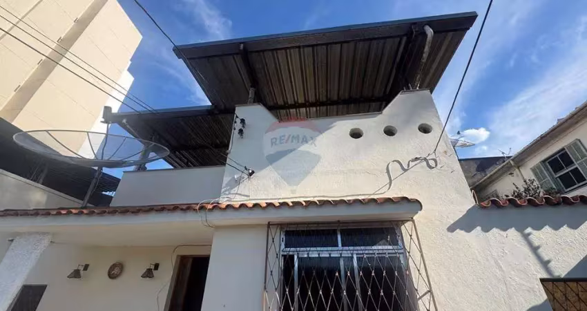 'Casa 3 quartos  na Tranquila Rua Santa Catarina'