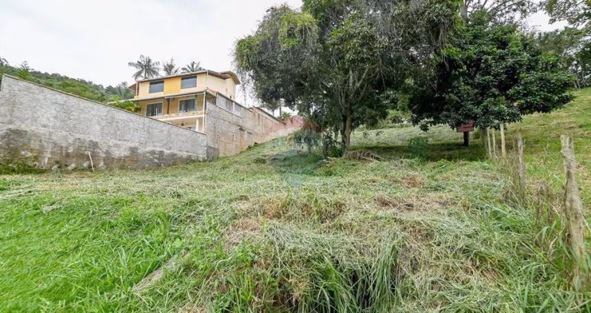 Vendo terreno com 1.250m² no Condomínio Fazendinhas do Ipiranga